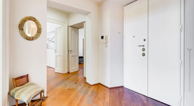 Luxury apartment in the center of Rome, Забронировать Апартаменты/квартира Отели Рима с парковкой, рядом с Универмаг La Rinascente, Парковка