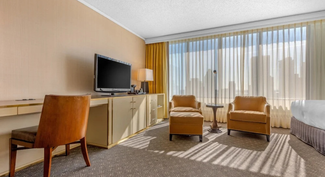 Люкс Omni Mont-Royal Hotel