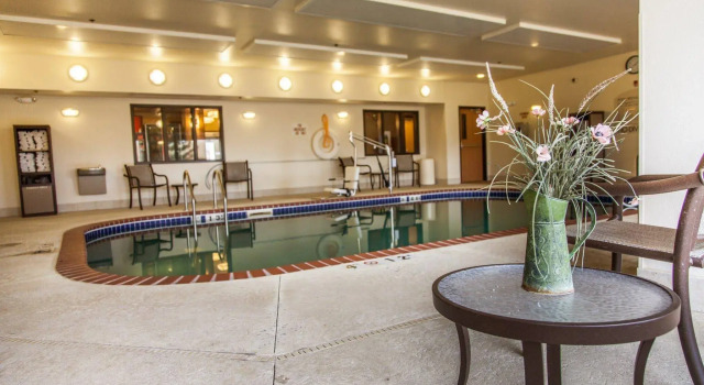 Holiday Inn Express & Suites Yankton, an IHG Hotel, Prenota Hotel Yankton South Dakota