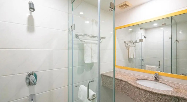 Номер Superior Ngoc Ha Hotel Saigon
