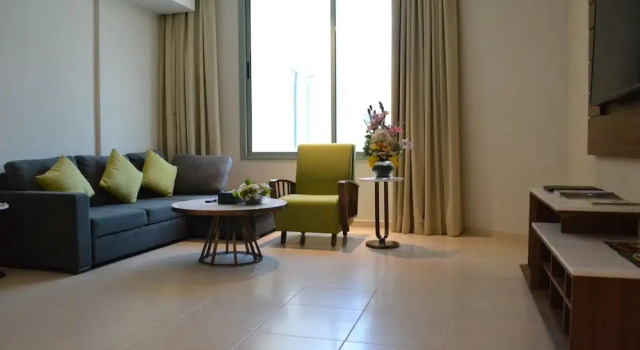 Двухместный люкс Executive Ramee Palace Hotel