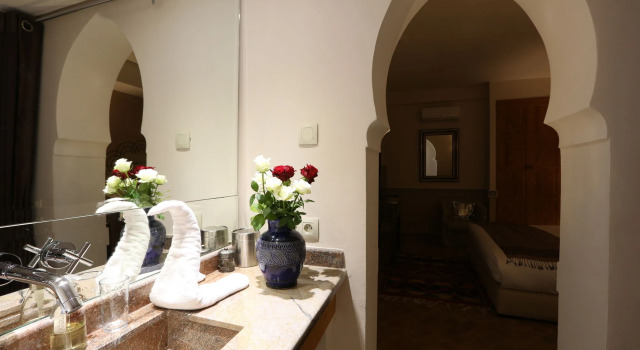 Riad Enchanté, Забронировать Отель СПА-отели Марракеш-Тенсифт-Эль-Хауз, SPA-услуги