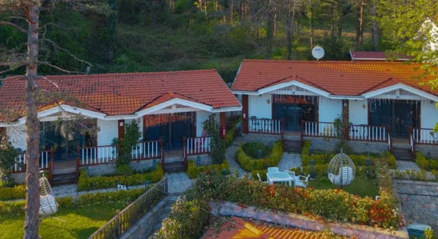 Karakaya Villa Suit, Varaa Villa Mökit kohteessa Sakarya, Mökki