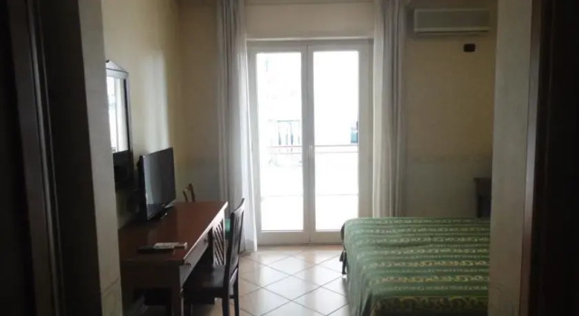 Albergo il Gallo D'Oro, Boek Hotel Frattamaggiore Campania