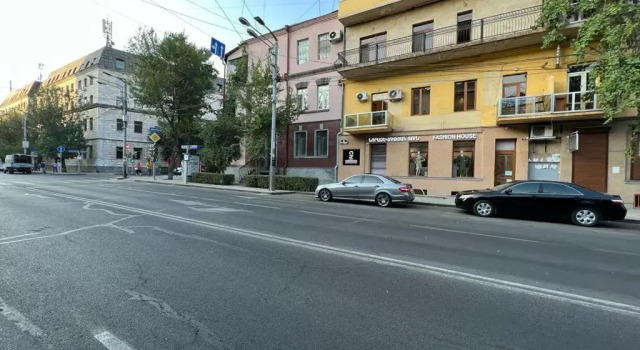 Апартаменты с 3 комнатами Tumanyan street 3 bedroom Deluxe apartment with Large Balcony TM662