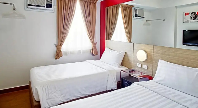 Номер Standard Red Planet Ortigas