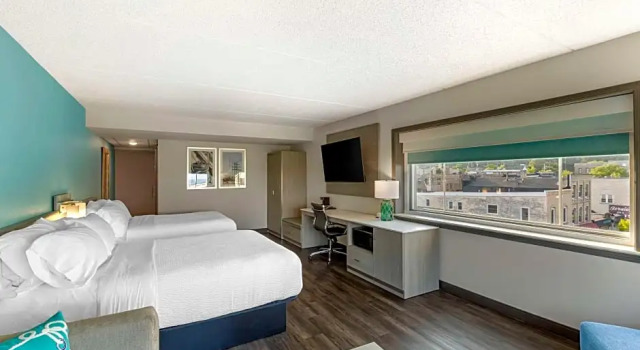 Люкс The Harborview on Lake Michigan, an Ascend Collection Hotel