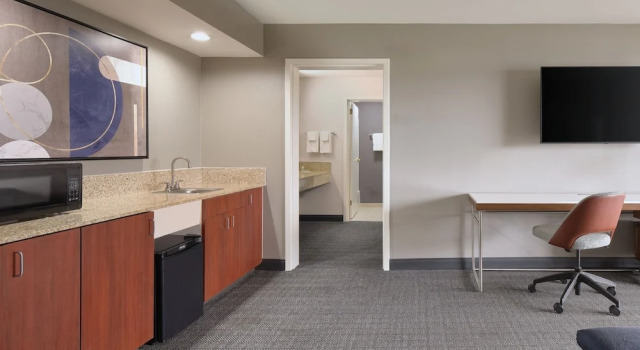 Люкс c 1 комнатой Courtyard by Marriott Florence