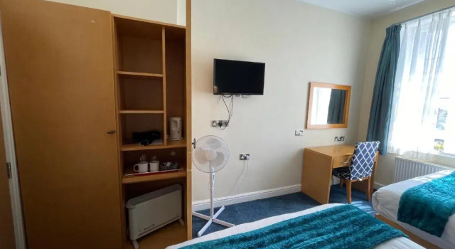 Семейный номер Standard Iris Hotel Llandudno