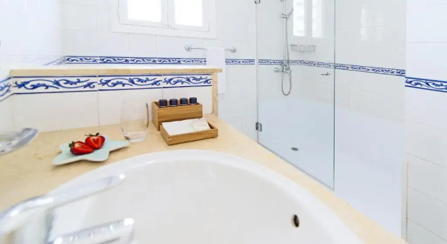 Апартаменты Cabot Sivella Apartments