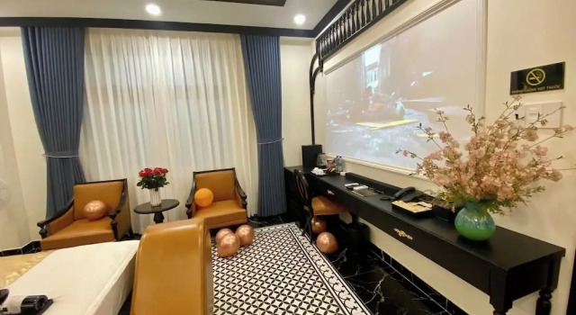 Luxury Place Hotel