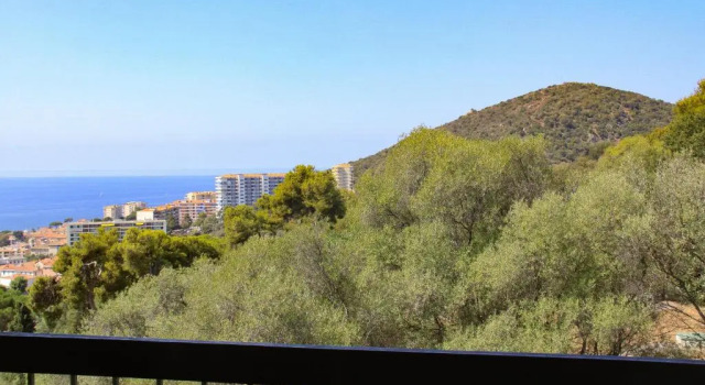 Апартаменты Superbe appartement vue mer Les Crêtes