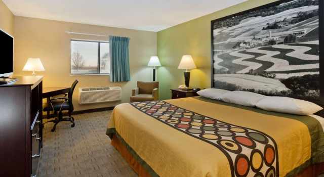 Super 8 by Wyndham Rochelle, Prenota Locanda Mini-hotel a Illinois, Locanda