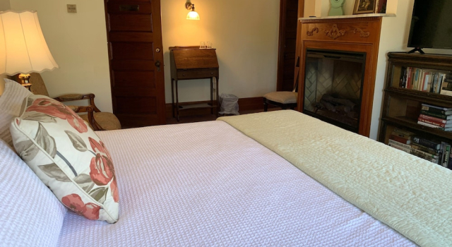Номер Superior Meredith Inn