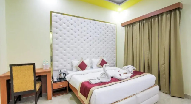 Двухместный номер Deluxe с балконом Kusum House