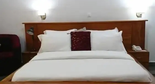 HOTEL DE LOCEAN KRIBI, Buchen Sie Hotel Océan Kribi