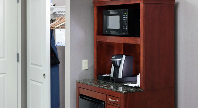 Двухместный номер Standard Hilton Garden Inn Lake Forest Mettawa