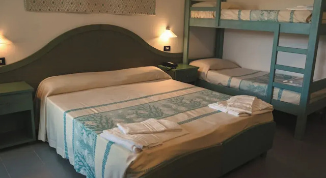 Семейный номер Standard с балконом Hotel Cala Dei Pini