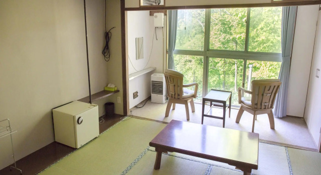 Guesthouse Shirogane, Book Hotel Hoteller i Douhoku med morgenmad, Morgenmad