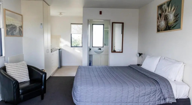 Студия ASURE Phoenix Motor Inn