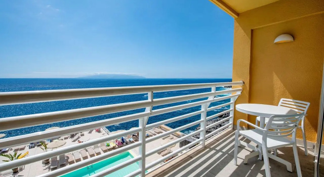 Апартаменты с видом на море Atlantic Holiday Hotel