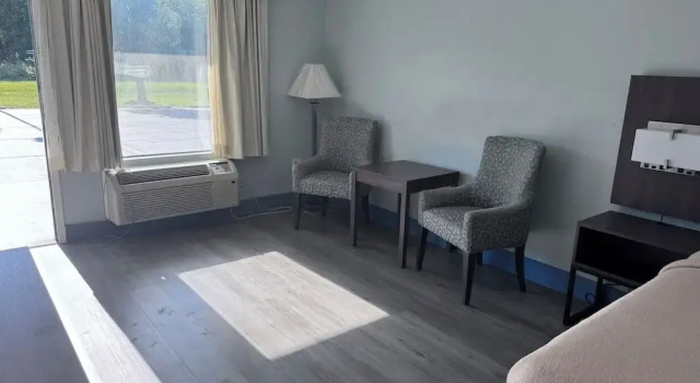 Номер Deluxe Florence Inn and Suites