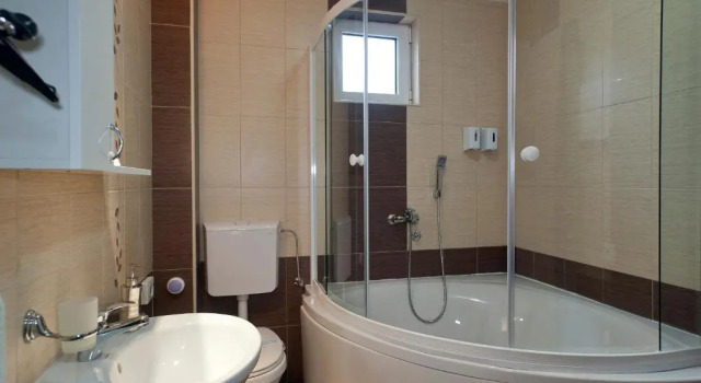 Трёхместный номер Standard Garni Hotel Lama