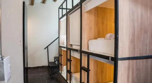 Кровать в общем номере The Luun Hostel