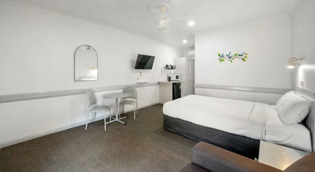 Номер Deluxe Centre Town Motel