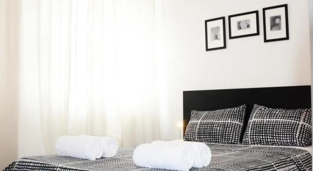 Travel & Accommodation Bucharest, Забронировать Апартаменты/квартира Бухарест Muntenia, рядом с Музей коллекций произведений искусства