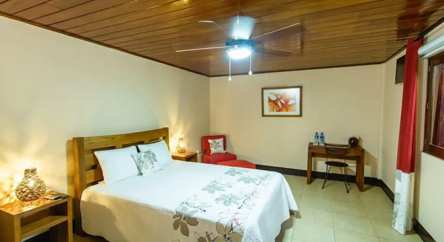 Двухместный номер Standard Hotel Flor De Sarta