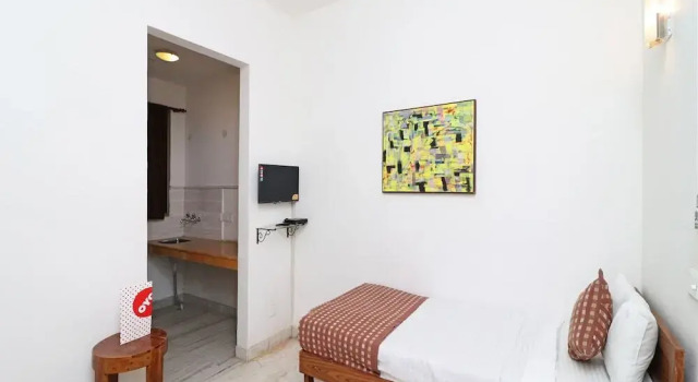 Urusvati Art And Habitat Centre By OYO Rooms, Varaa Hotelli Gurgaon 