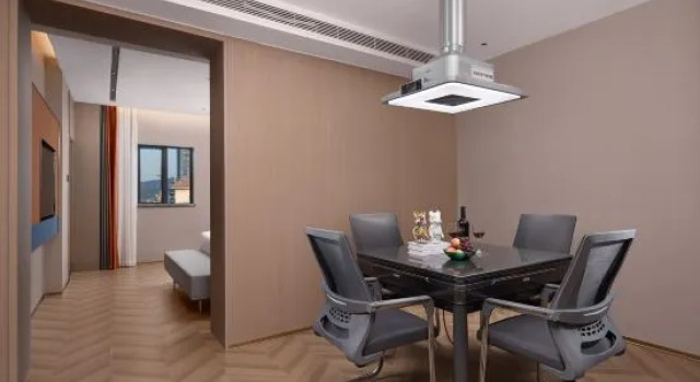 Кровать в общем номере Y · SJHOTEL · Four Seasons Hotel (Longyuan Subway Station Store)