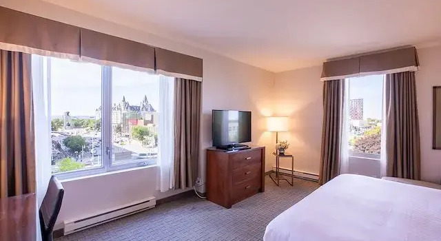 Номер Executive Lord Elgin Hotel