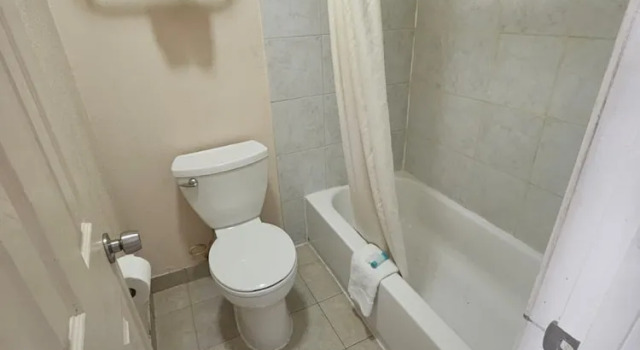 Номер Economy Regency Inn