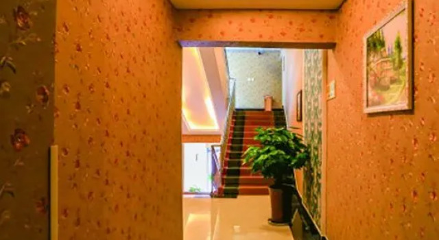 Yingcheng Hotel, Varaa Hotelli Hotellit Sichuan pysäköinnillä, Pysäköinti