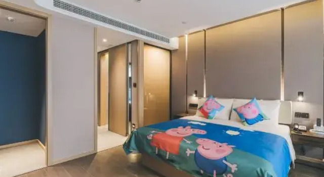 Семейный люкс Atour Hotel Huzhou Dongwu