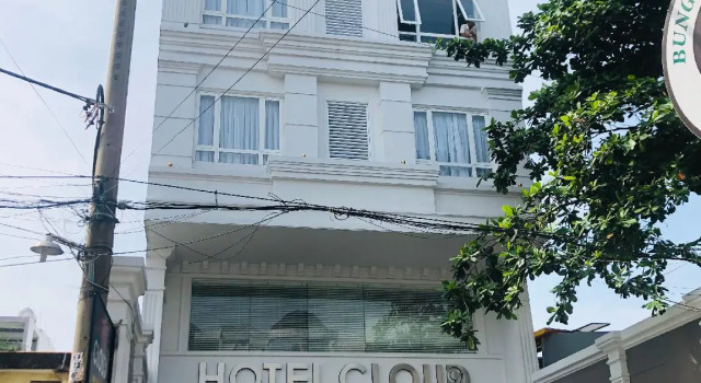 RedDoorz Premium Cloud 9 An Nhon Hotel, Забронировать Отель Го Вап Хошимин