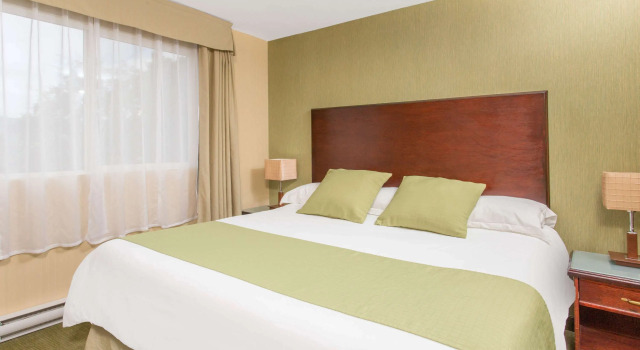 Ramada by Wyndham Williams Lake, Buchen Sie Hotel Hotels in British Columbia mit Pool, Schwimmbad