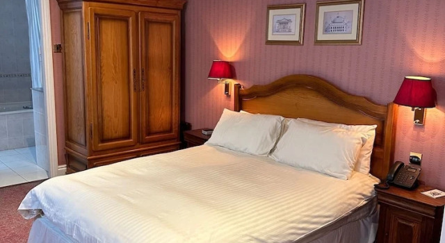 Suite Regency Hotel