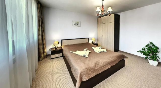 Апартаменты Family Hotel KrisBo