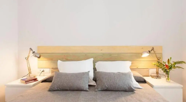 Perfectly located 4bed 4bath apartment in Barcelona 2 2, Забронировать Апартаменты/квартира Барселона провинция Барселона, рядом с Jove Regina Theatre