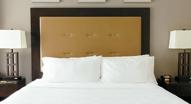 Семейный люкс Oak Tree Inn