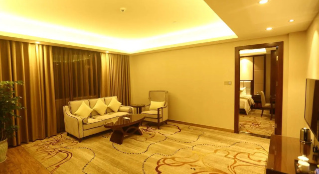 Люкс Business Zhonglian Harbor Hotel