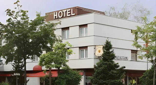 Hotel Kronenhof, Varaa Hotelli 11 Zürich Nord 
