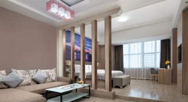 Люкс Deluxe Morning Inn Style Hotel (Loudi Marriott City Plaza Chunyuan Pedestrian Street Diamond Street)