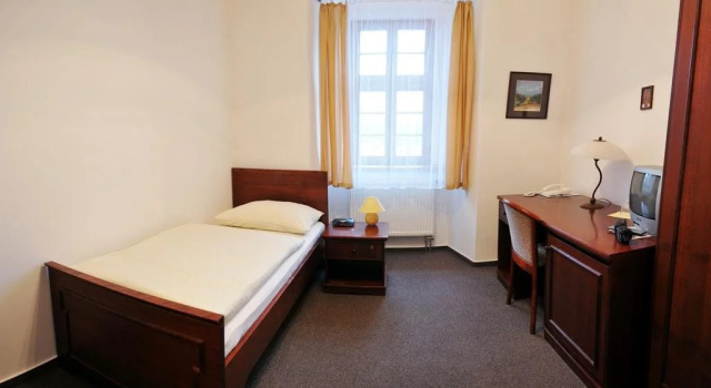Mezinárodní centrum duchovní obnovy, Rezerwuj Hotel Hejnice Jizera Mountains