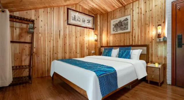 2 Bedrooms Suite with river view Long'an Inn
