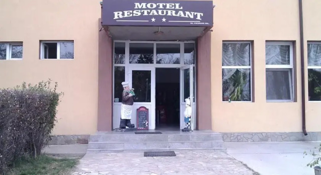 Motel Pikanore, Rezerwuj Motel Ploieşti 