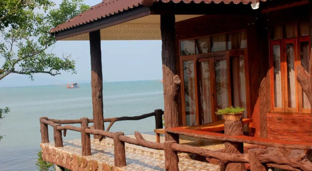 Двухместный номер Deluxe с балконом и с видом на море I Talay Lanta